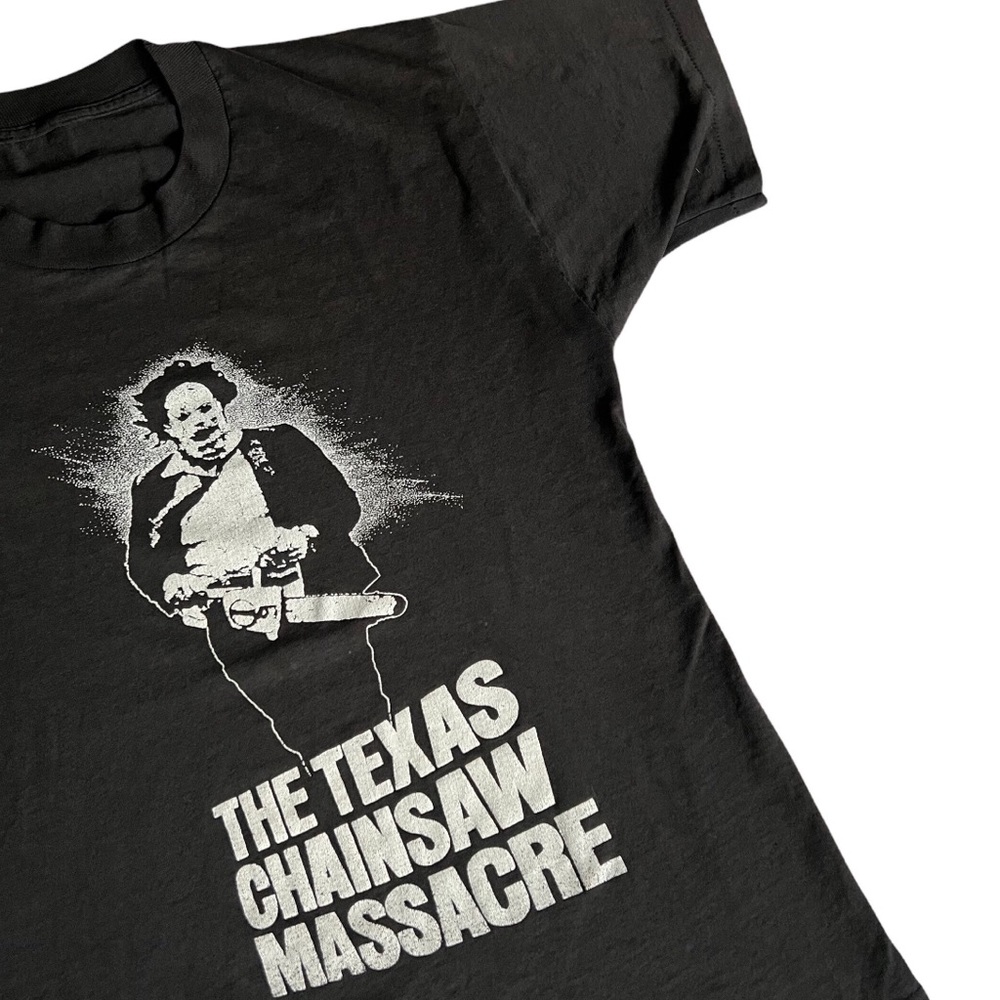 Vintage 80s Texas Chainsaw Massacre T-Shirt - Picture 2 of 8